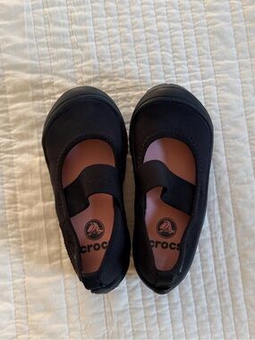CROCS Kids Black Mary Jane Shoe Size C9